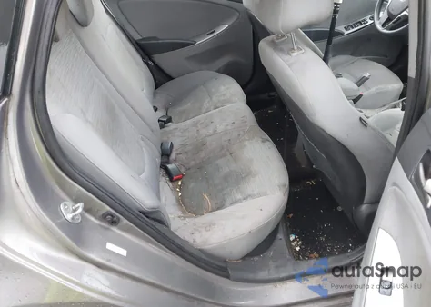 2017 Hyundai Accent Value Edition z USA, uszkodzony, nr VIN KMHCT4AE0HU385436